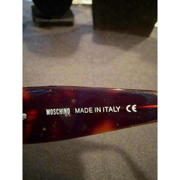 Vintage RARE- Moschino Havana tortoise shell frame sunglasses main image 10